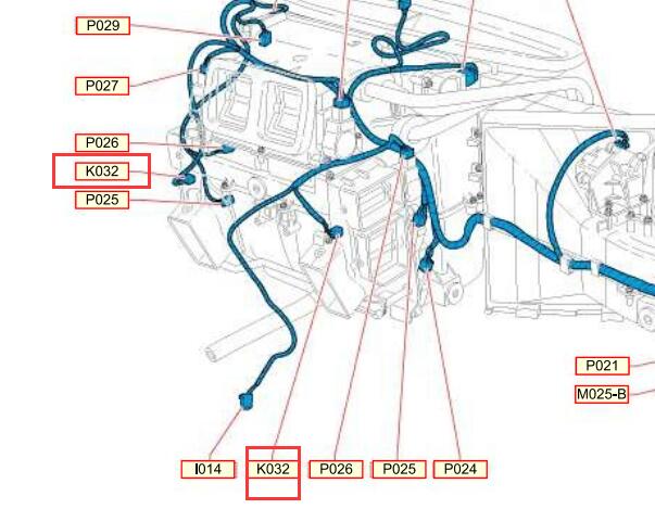 2008-2016年玛莎拉蒂 GranTurismo 车内温度传感器位置