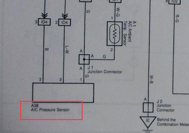 2010年丰田花冠空调压力传感器电路图