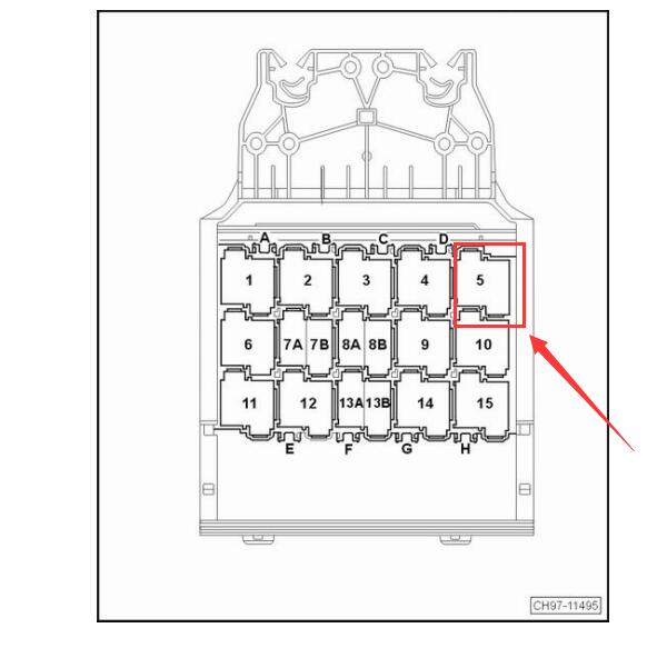 2016年大众POLO启动机继电器位置